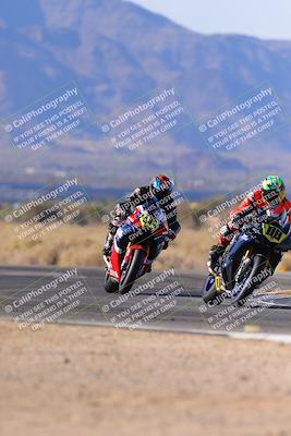 media/Dec-17-2023-CVMA (Sun) [[bf0c04832d]]/Race 2 Amateur Supersport Open/